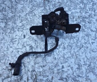 Zámok prednej kapoty seat leon 1m , toledo 1m