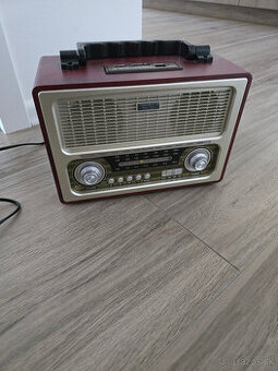 RRT 3B Portable Retro Rádio