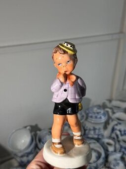 Starozitna zberatelska figurka chlapca Royal Dux