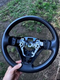 Toyota Verso volant