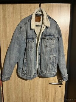 Levis bunda