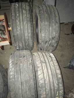 Dunlop 215/45R16