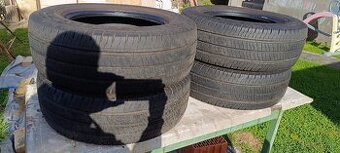 Continental 235/65 R16 C