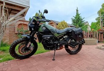 Benelli Leoncino 500 trail