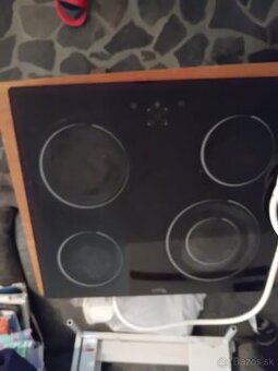 Keramická 4 platnička whirpool.