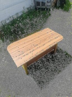 Darujem konferencny stol