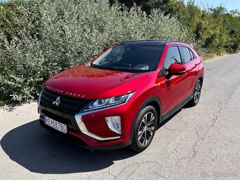Mitsubishi Eclipse Cross 1.5T MIVEC Instyle CVT 4WD+ ŤAŽNÉ