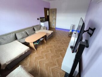 Predám 3 izbový byt s balkónom