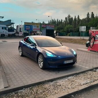 Predam elektromobil Tesla model 3 Long range, dual motor