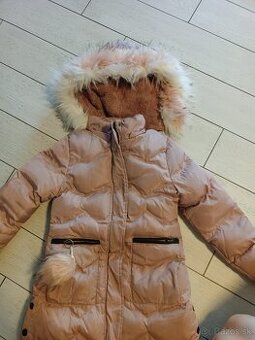 Zíimná dievčenská vetrovka