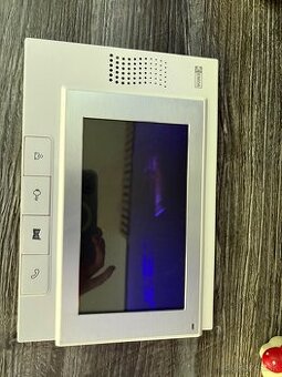 Emos domáci zvonček.