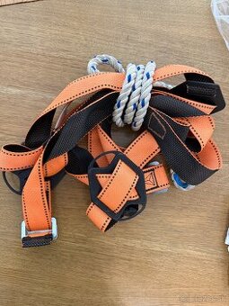 Súprava na istenie s bezpečnostným lanom