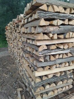 Palivove drevo tvrde jaseň s dovozom