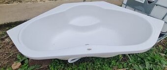 Predám rohovú vaňu 140x140cm