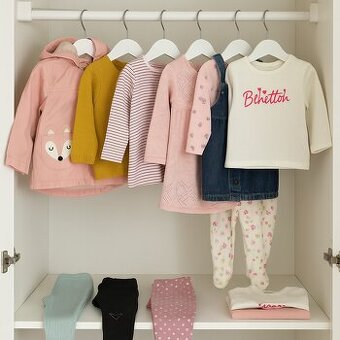 Balík oblečenia 6-9 mes. TOP značky, super stav, 40+ ks