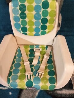 Stolička na kŕmenie detí