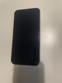 Krásny Iphone 11 64GB batéria 94 percent