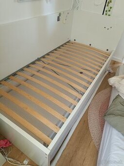 Darujem postel za ODVOZ