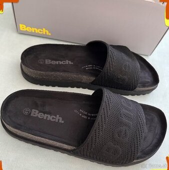 Unisex BENCH šlapky čierne EU41 za 21EUR