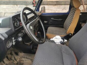 Mercedes Benz G300D W460