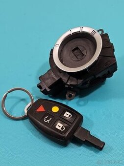 Kúpim  spinaciu skrinku v50 s40