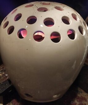 Porcelánové prenosné efektívne topidlo