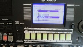 Yamaha psr s 550