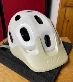 MTB-ENDURO PRILBA POC TRABEC