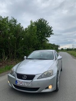 Predám LEXUS IS220d 2.2 130kw