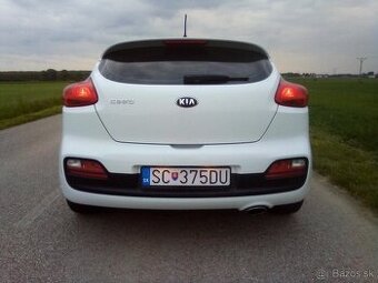 Predám Kia ceed coupé s originál 76000 km