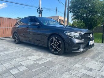 Mercedes-Benz AMG C 220d Combi