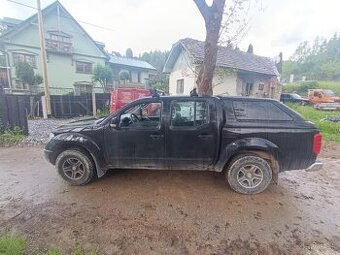 Nissan navara D40