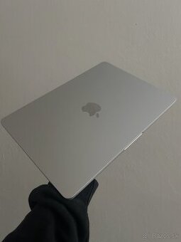 Apple MacBook Air M3 | 2024 | 13' | 16GB | 256GB | 10xGPU