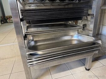 Kvalitné gastronádoby – hrubý plech, viac veľkostí