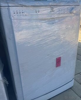 Umyvacka riadu INDESIT