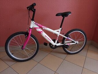 Dievčenský bicykel