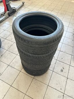 Matador hectorra 3 235/40 r18