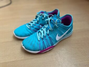 dámske tenisky do fitka Nike Free tr6 vel. 38