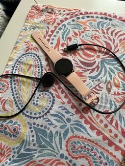 Hodinky samsung galaxy watch 4