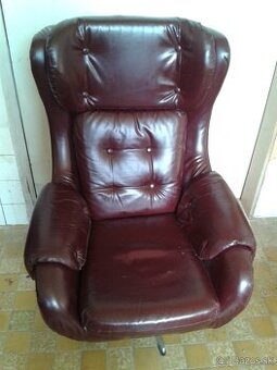 Retro kreslo ušiak