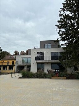 Na predaj 5-izbový Penthouse /245 m2/ v projekte EULENNEST R