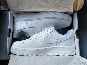 Nike Air Force 1 - biele - veľkosť 46