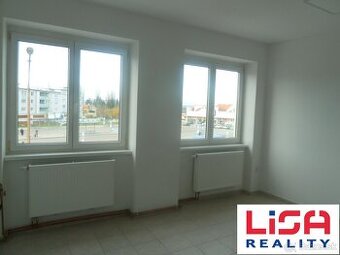 Prenájom kancelárskych priestorov Bánovce nad Bebravou - 1