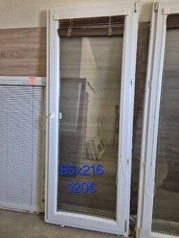 Balkónové plastové dvere 85x216
