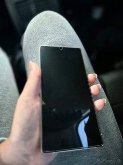 SAMSUNG GALAXY S25 ULTRA