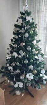 Umelý vianočný stromček 180cm