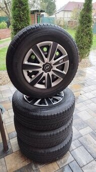Kia , Hyundai, 215/70/R16.  5x 114,3