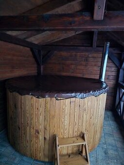 Drevená kúpacia kaďa / vírivka 220 cm na drevo - ZLAVA