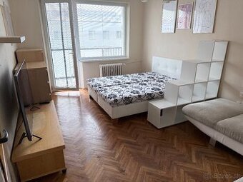 Prenajmem 1i byt Braniskova ulica