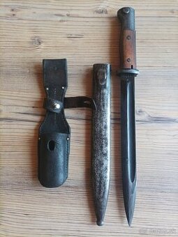 Bodák Mauser dřevěné střenky